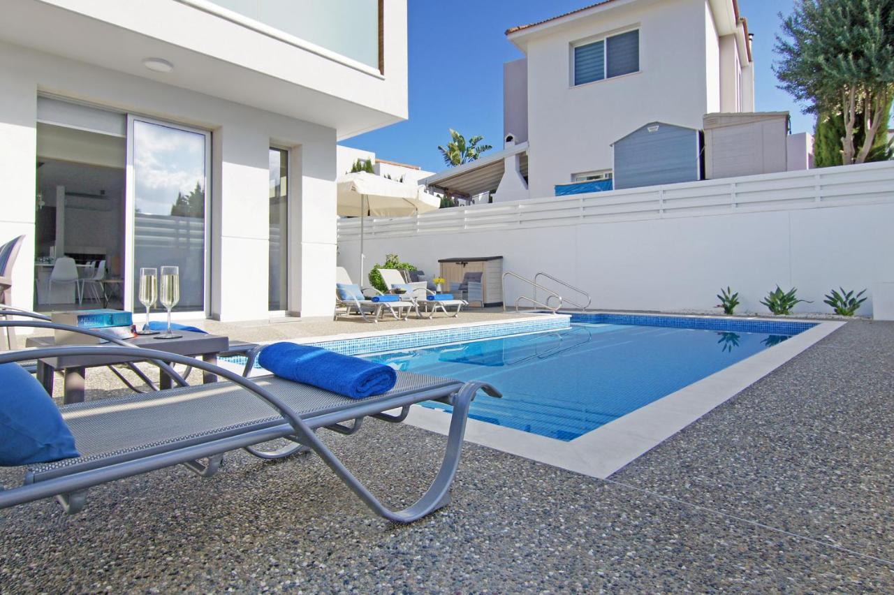 Villa Thea Athena Protaras Extérieur photo