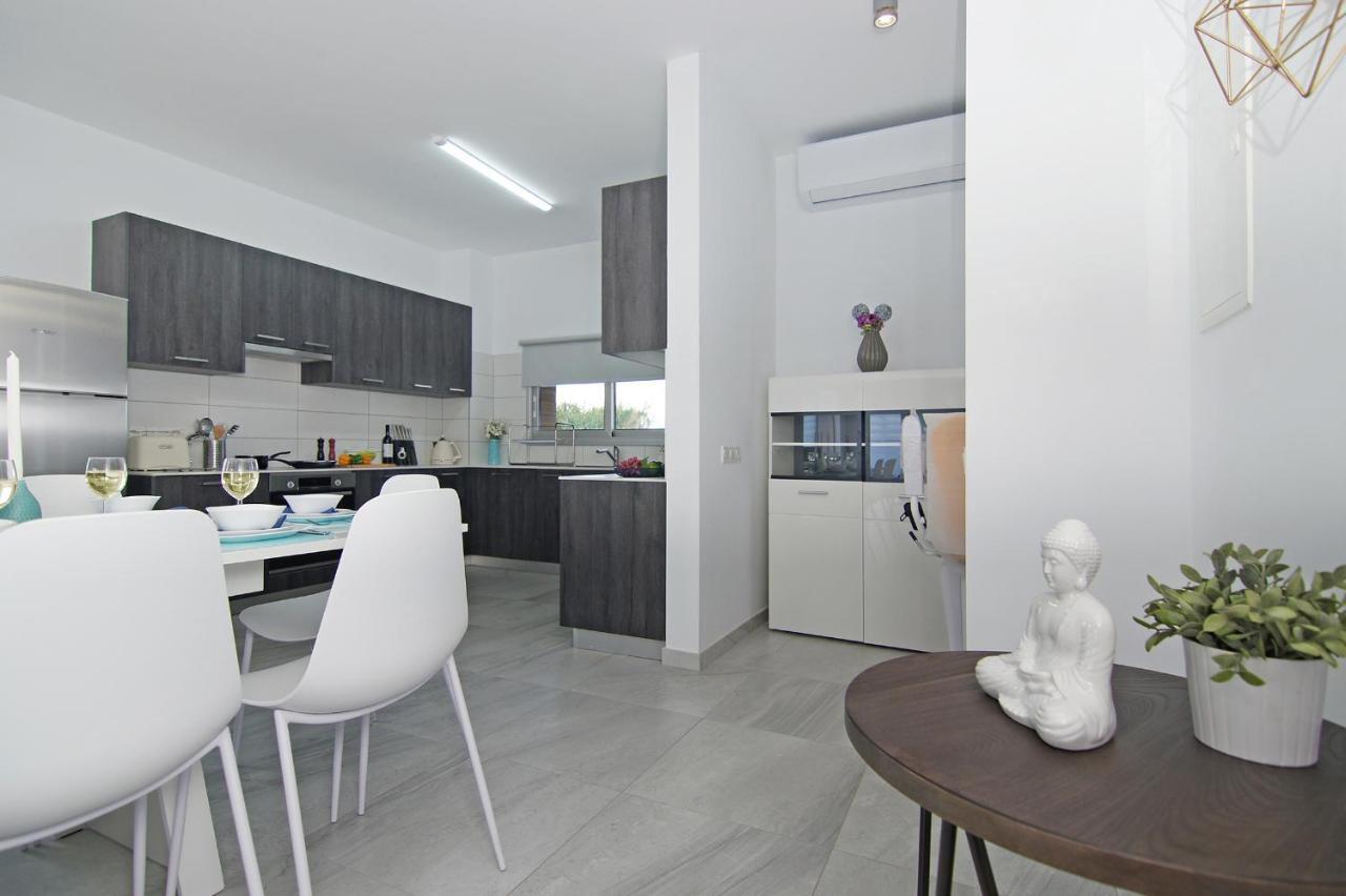 Villa Thea Athena Protaras Extérieur photo