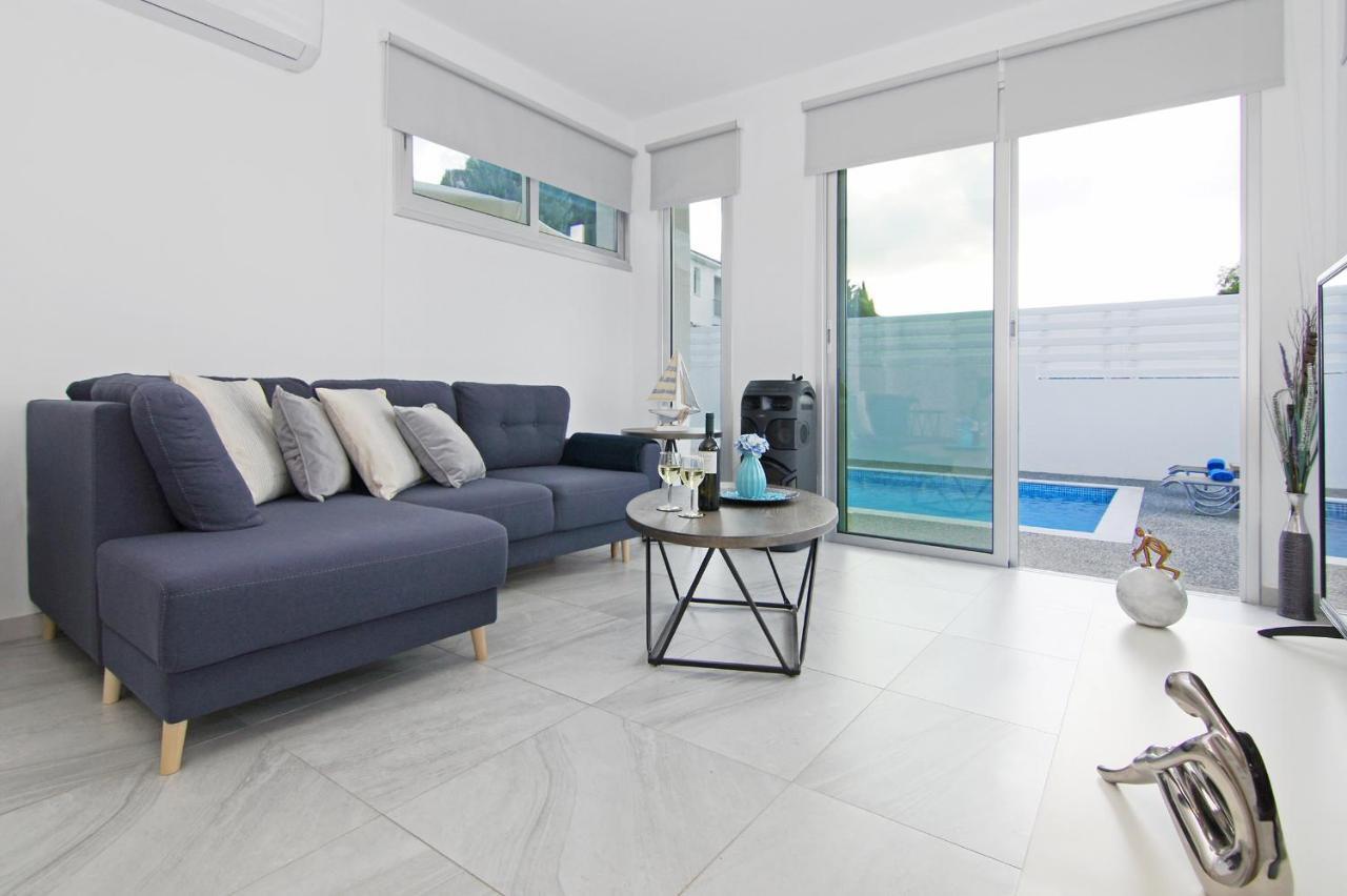 Villa Thea Athena Protaras Extérieur photo